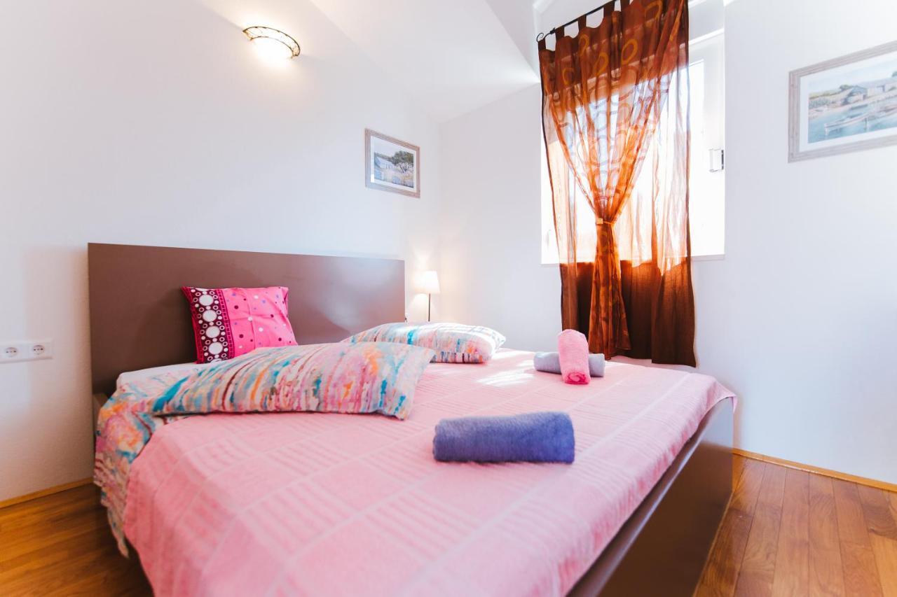Apartmani Villa Marija Omis Luaran gambar